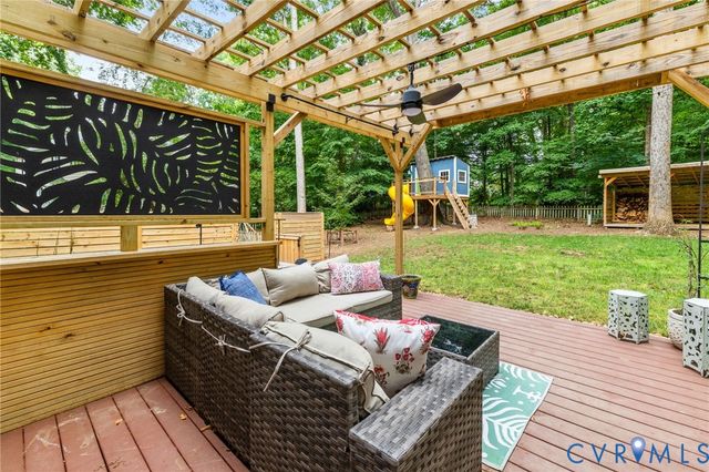 11820 Wexwood Dr, North Chesterfield, VA 23236