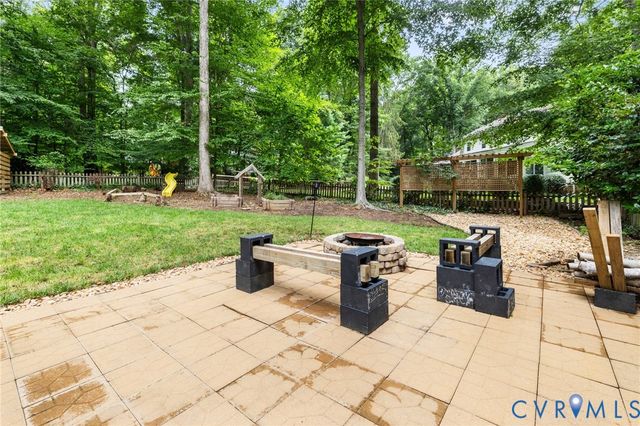 11820 Wexwood Dr, North Chesterfield, VA 23236