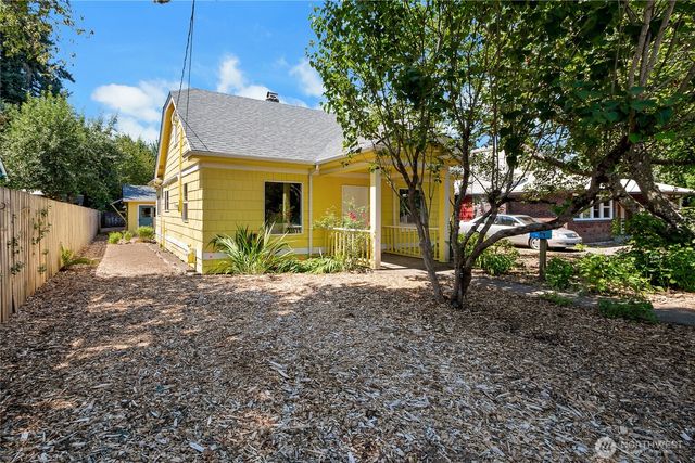 323 Milroy Street NW, Olympia, WA 98502