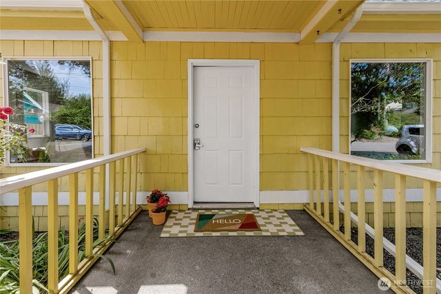 323 Milroy Street NW, Olympia, WA 98502