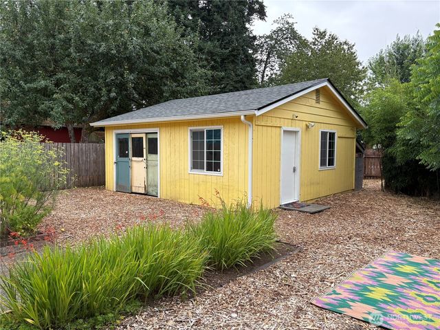 323 Milroy Street NW, Olympia, WA 98502