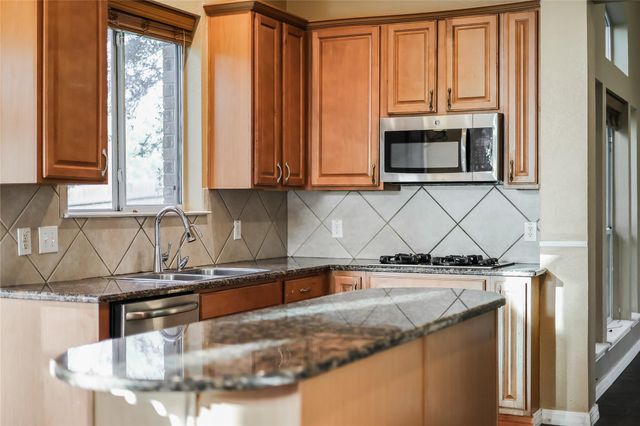 9200 Hurley CV, Austin, TX 78759