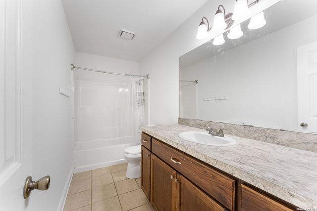 8118 Brisbane, Converse, TX 78109