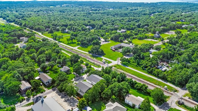 260 Clark Avenue, Pass Christian, MS 39571
