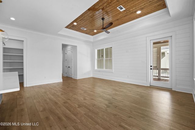 260 Clark Avenue, Pass Christian, MS 39571