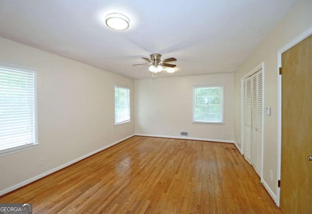 257 Chalmers Drive NW, Atlanta, GA 30318