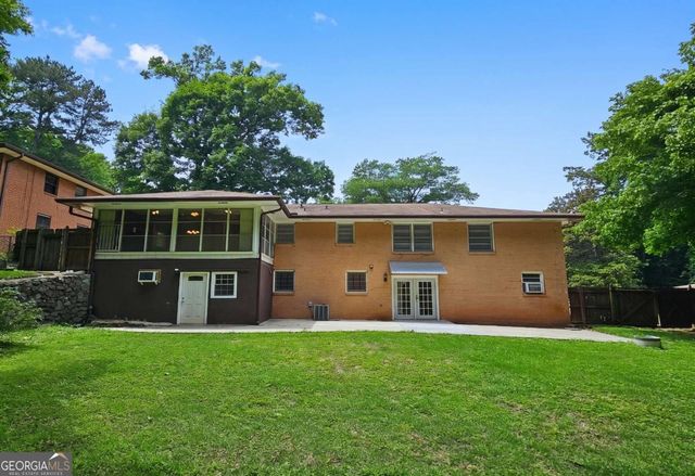 257 Chalmers Drive NW, Atlanta, GA 30318