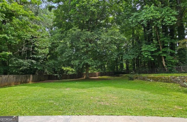 257 Chalmers Drive NW, Atlanta, GA 30318