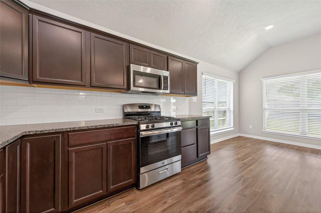 14370 S Summerchase Circle, Willis, TX 77318