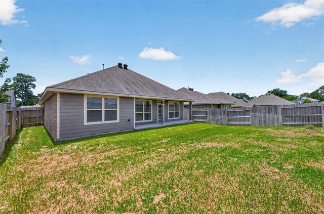 14370 S Summerchase Circle, Willis, TX 77318