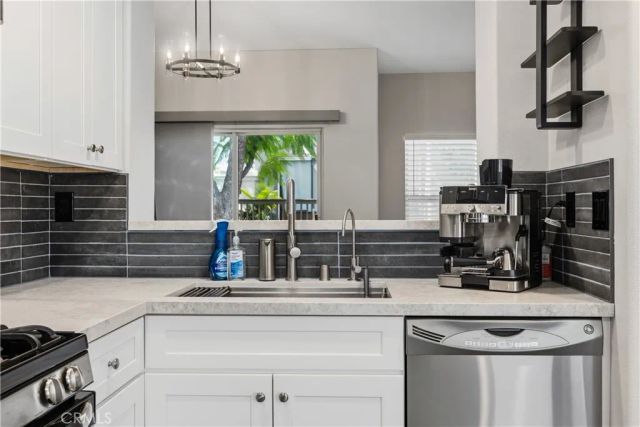 230 California Court, Mission Viejo, CA 92692