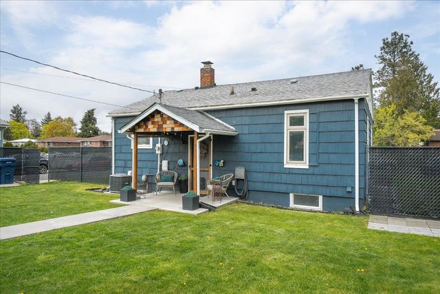 2141 W Cleveland Ave, Spokane, WA 99205
