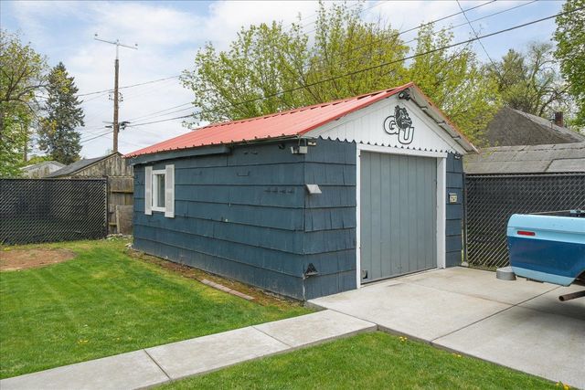 2141 W Cleveland Ave, Spokane, WA 99205