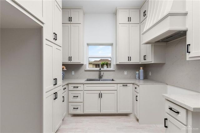 204 Utah Avenue, Weslaco, TX 78596