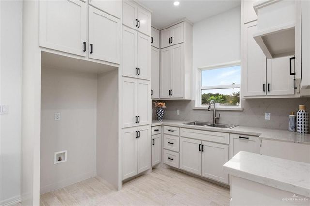 204 Utah Avenue, Weslaco, TX 78596