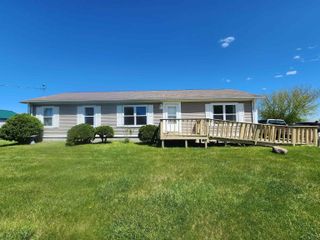 3727 S Garfield Road, Williams Twp, MI 48611