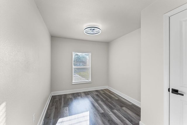 414 Harold Lane, Baytown, TX 77521