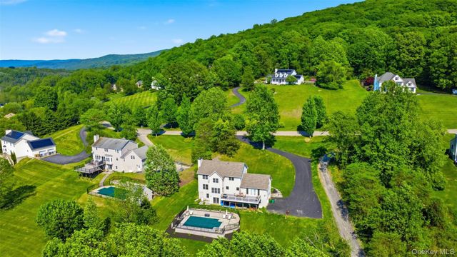 233 Devon Farms Road, Stormville, NY 12582