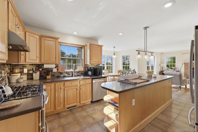 233 Devon Farms Road, Stormville, NY 12582