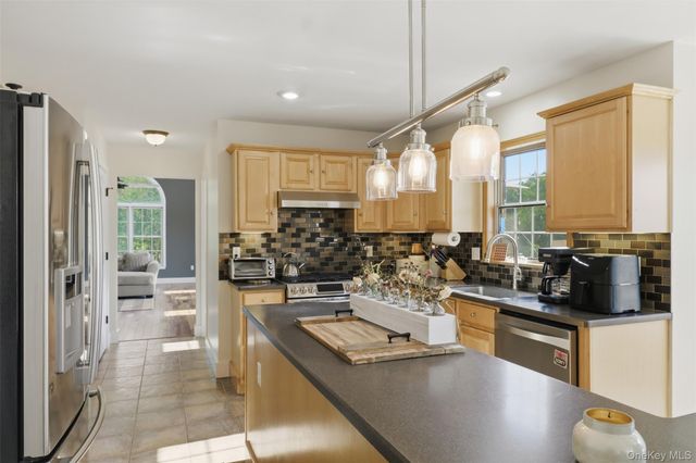 233 Devon Farms Road, Stormville, NY 12582