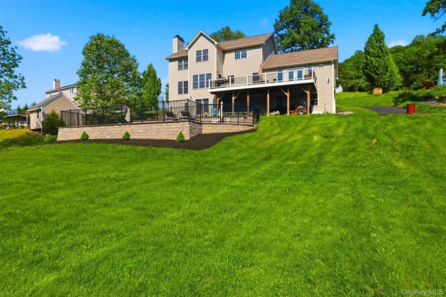 233 Devon Farms Road, Stormville, NY 12582