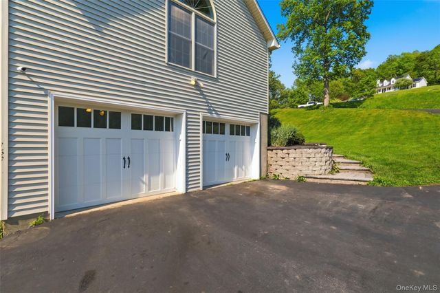 233 Devon Farms Road, Stormville, NY 12582
