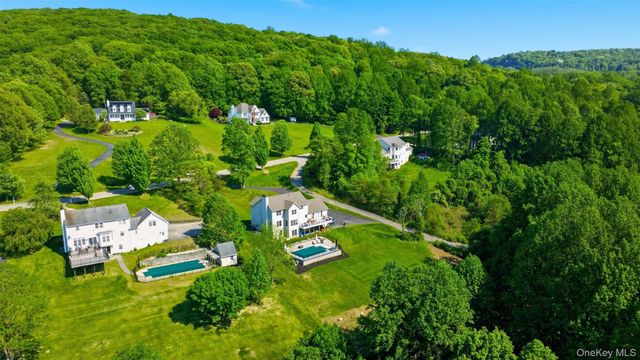 233 Devon Farms Road, Stormville, NY 12582