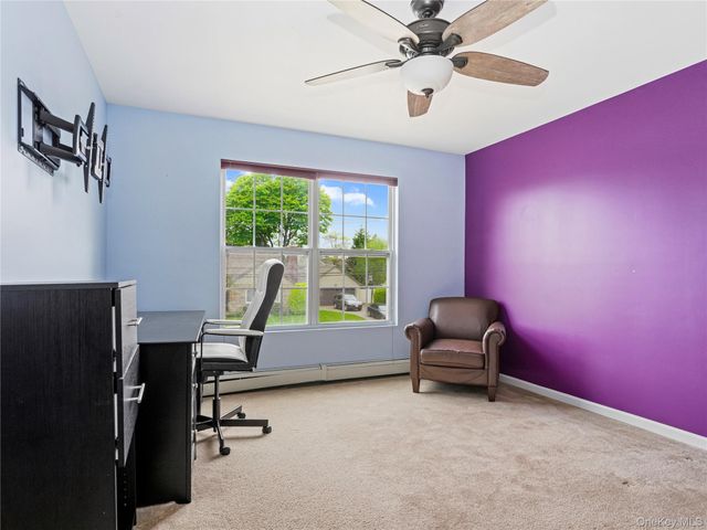 250 N 5th Street, Lindenhurst, NY 11757
