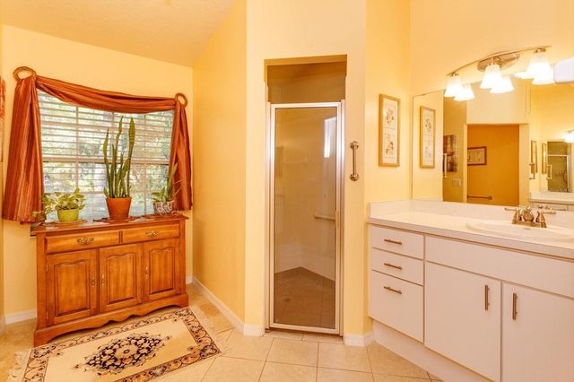 25845 GLEN EAGLE DR, Leesburg, FL 34748