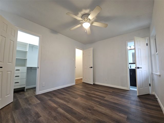 604 Bayless Drive, Euless, TX 76040