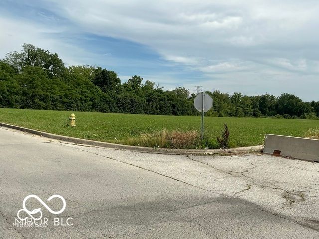 11205 Pendleton Pike, Indianapolis, IN 46235