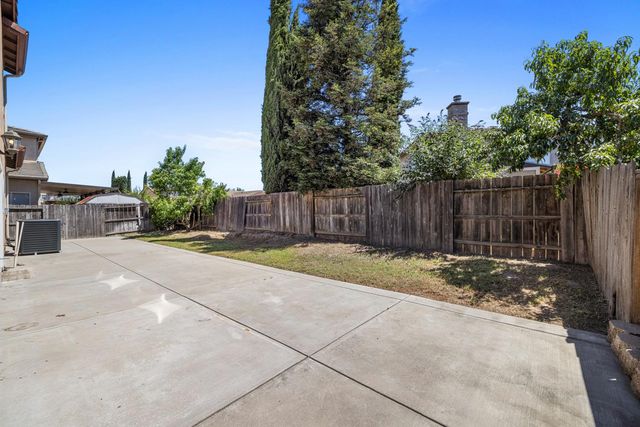 13228 Christie Falls Way, Lathrop, CA 95330