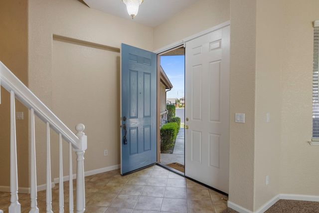 13228 Christie Falls Way, Lathrop, CA 95330
