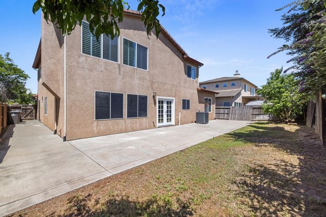 13228 Christie Falls Way, Lathrop, CA 95330