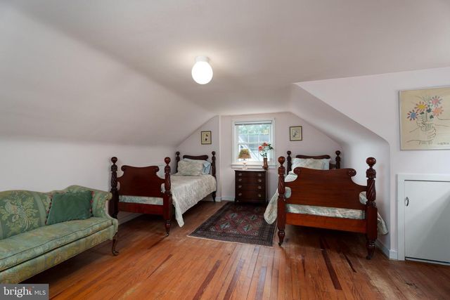 11 GRANDVIEW AVE, Lawrence Township, NJ 08648