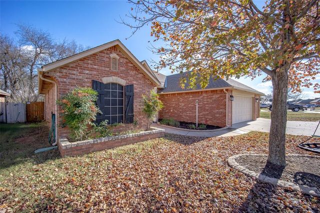 4300 Mackenzie Drive, Moore, OK 73160