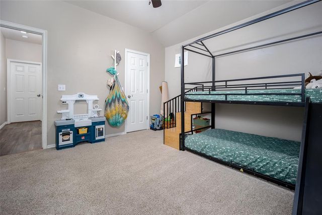 4300 Mackenzie Drive, Moore, OK 73160