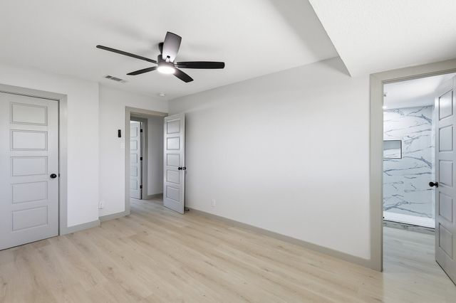 1207 Glynn Oaks Drive, Arlington, TX 76010