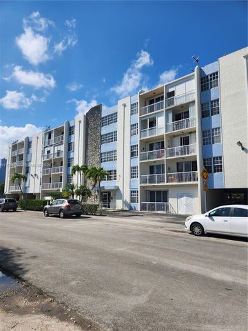 3551 SW 9th Ter 511, Miami, FL 33135