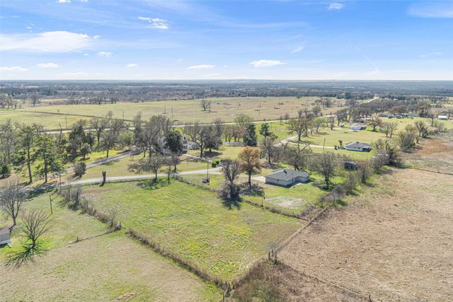 310 Lcr 470, Mexia, TX 76667