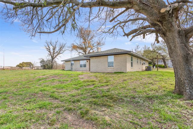310 Lcr 470, Mexia, TX 76667
