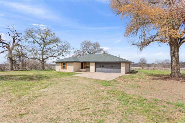 310 Lcr 470, Mexia, TX 76667