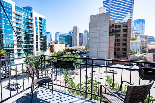 843 W Adams Street 406, Chicago, IL 60607