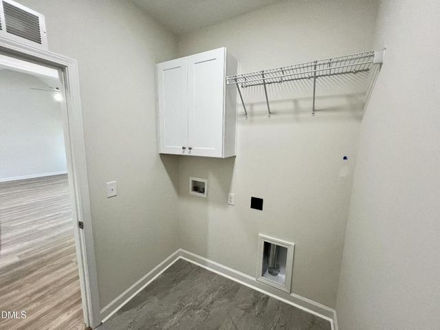 302 Creeks Edge Drive, Pikeville, NC 27863