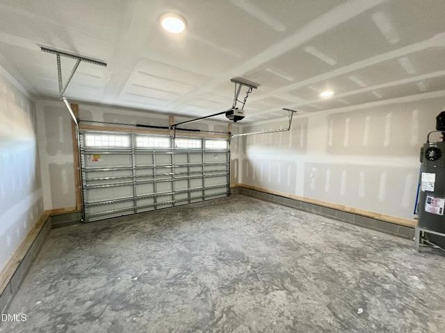 302 Creeks Edge Drive, Pikeville, NC 27863