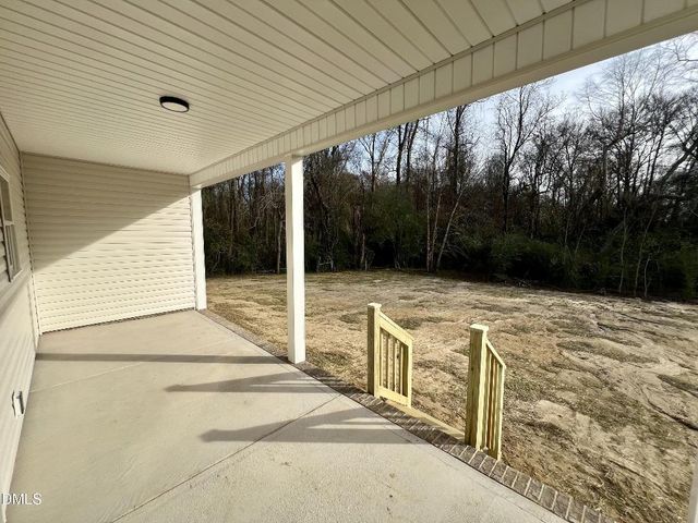 302 Creeks Edge Drive, Pikeville, NC 27863