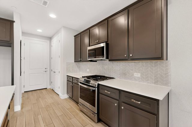 2605 Sam Bass RD 9, Round Rock, TX 78681