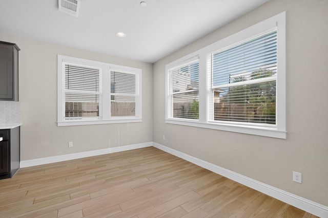 2605 Sam Bass RD 9, Round Rock, TX 78681