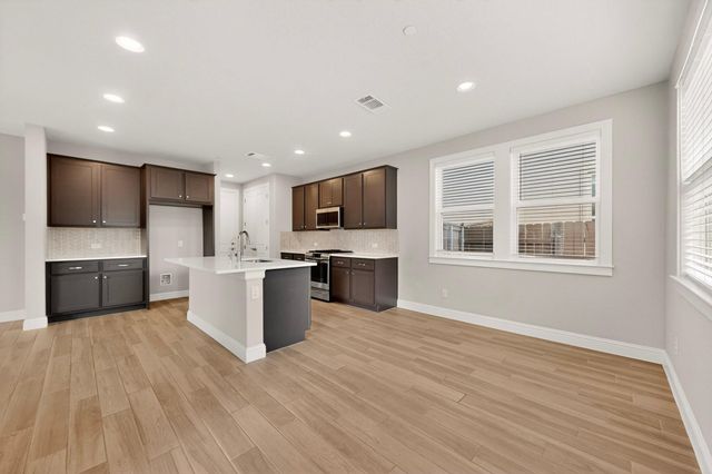 2605 Sam Bass RD 9, Round Rock, TX 78681