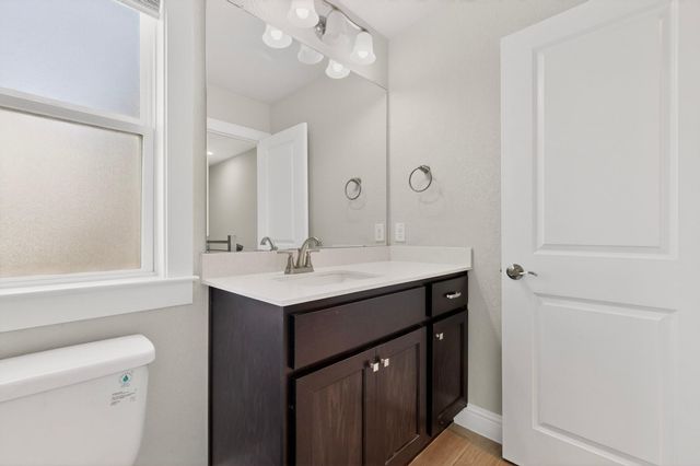 2605 Sam Bass RD 9, Round Rock, TX 78681